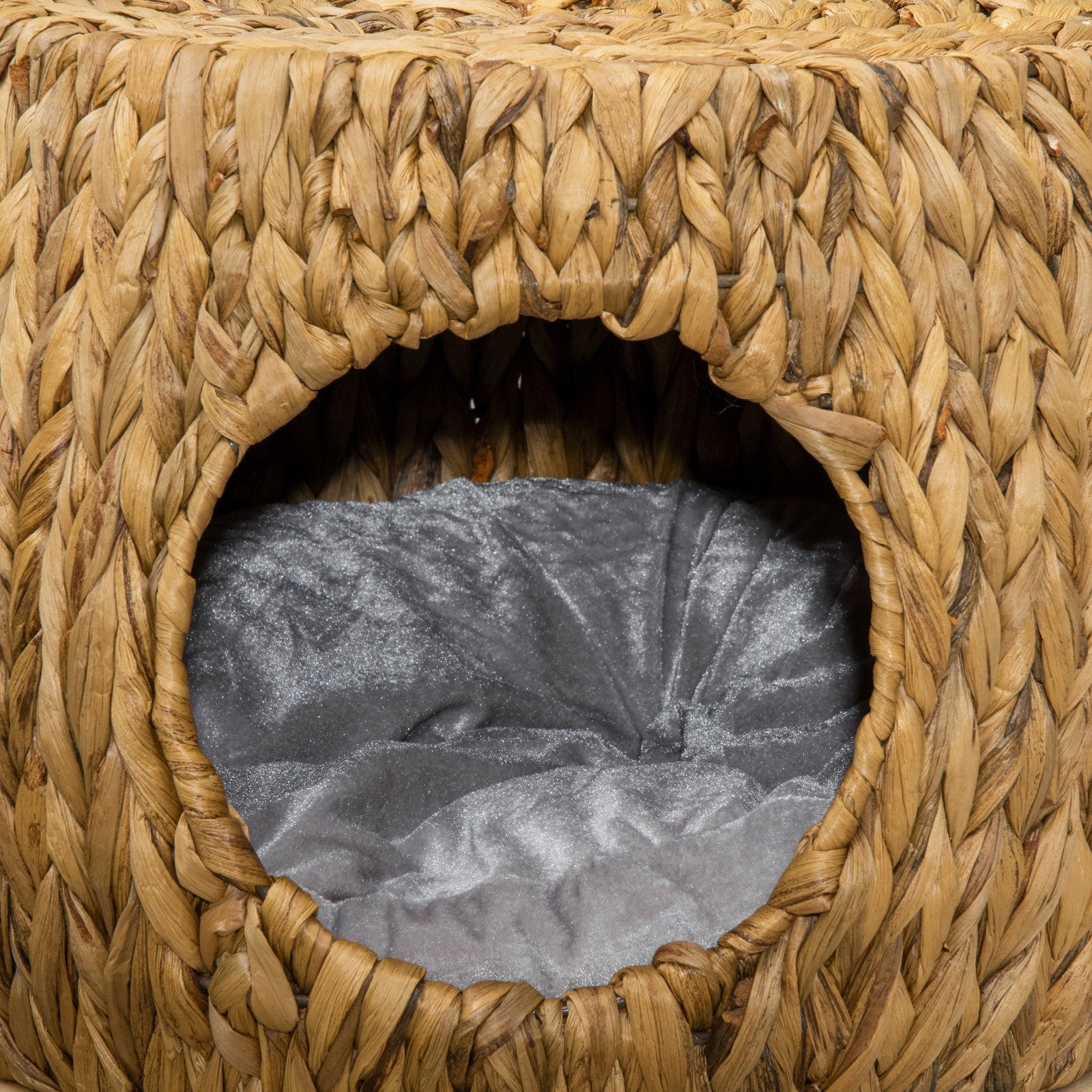 Pawhut Chic Rattan Cat House Stool with Plush Cushion - The Ultimate Retreat for Your Feline Companion!
